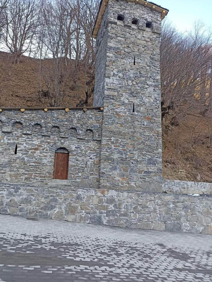 Guest House "Svaneti" Lentekhi ภายนอก รูปภาพ