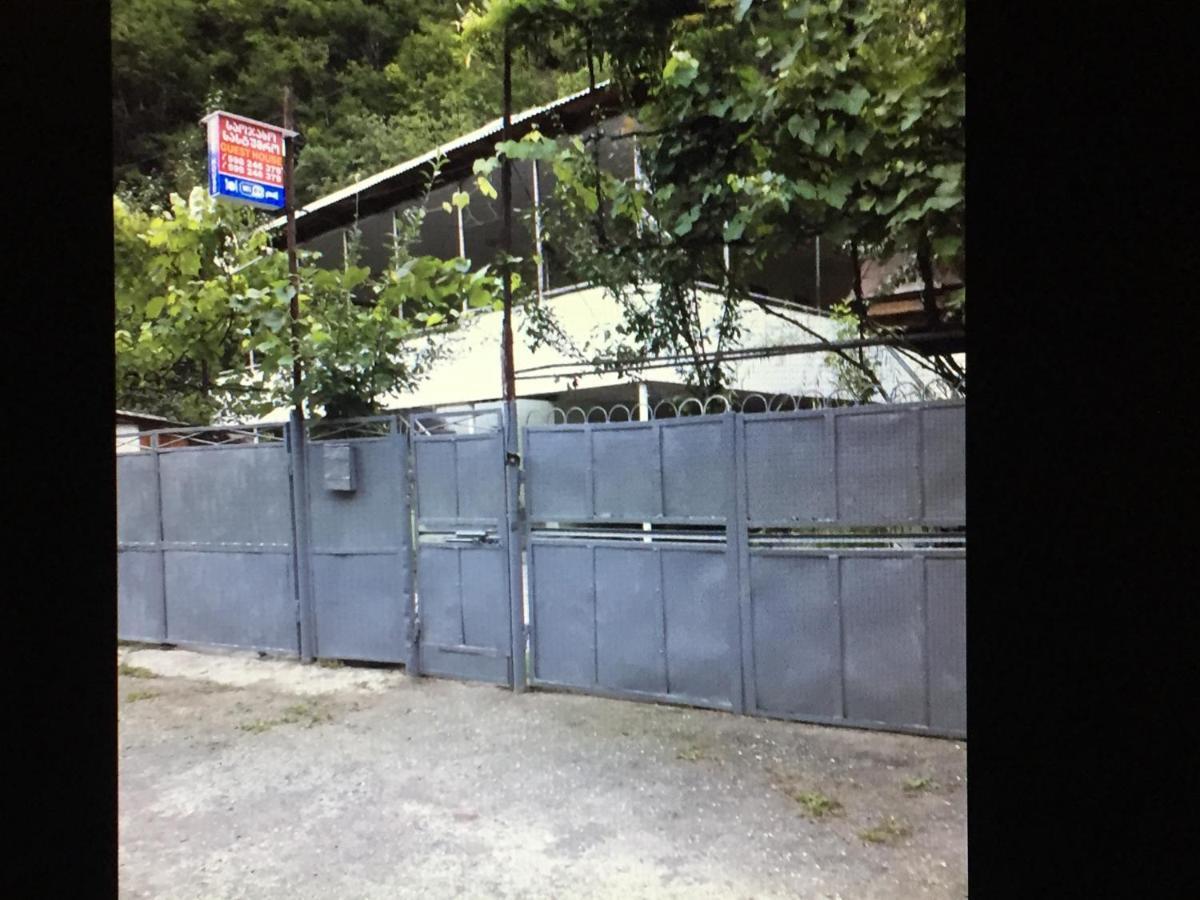 Guest House "Svaneti" Lentekhi ภายนอก รูปภาพ